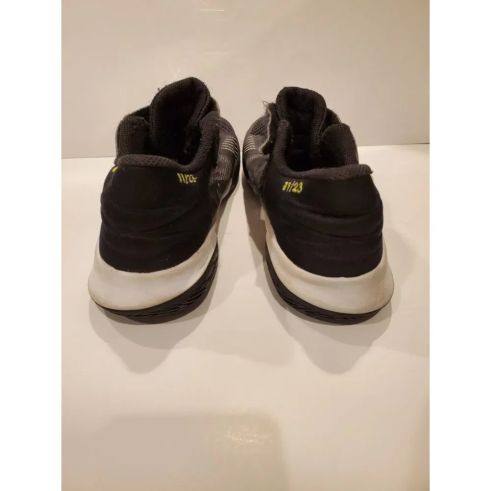 Nike Kyrie Flytrap 5 Boy's Size 3y Black‎ Sneakers Shoes DD0339-002